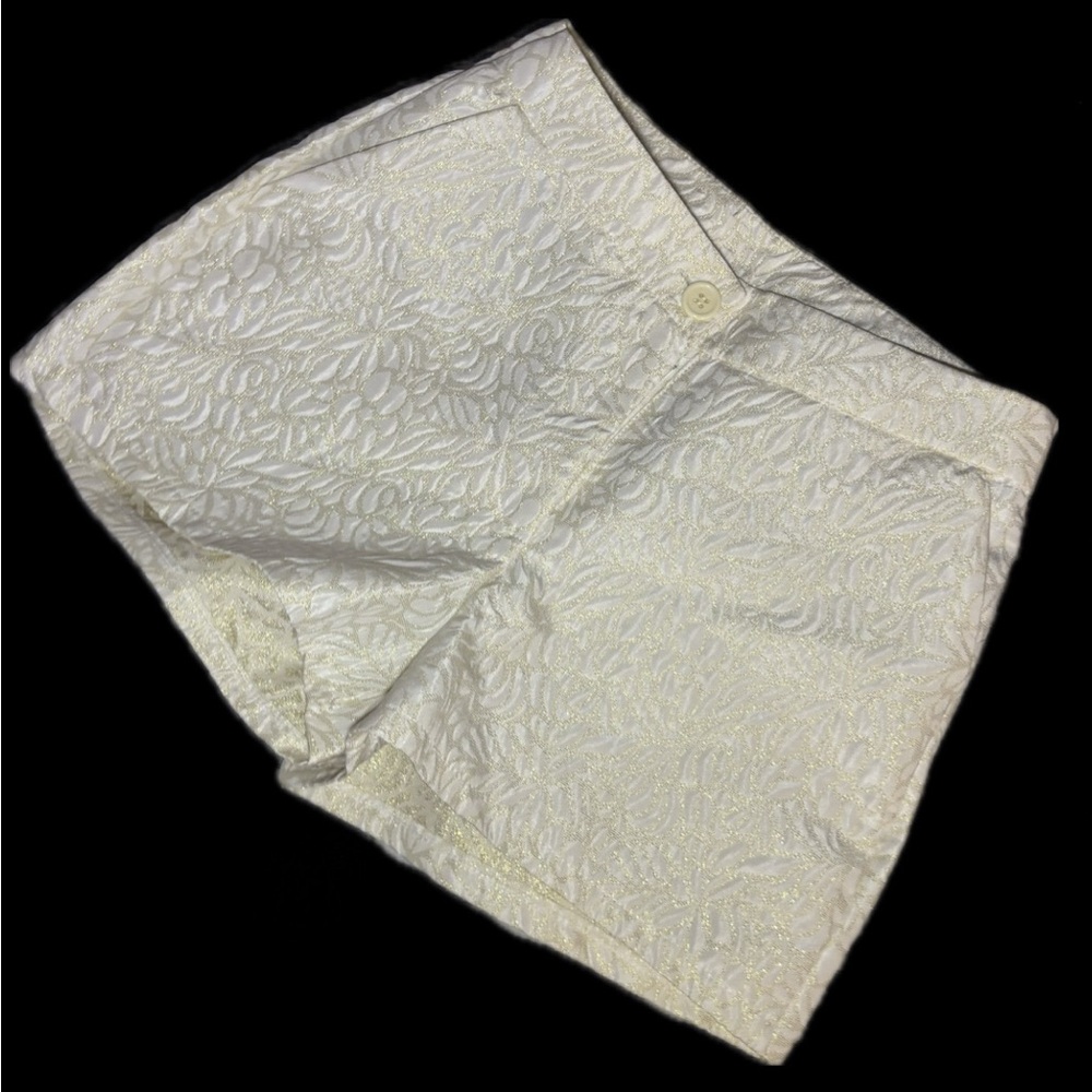 Elegant White Women's Shorts